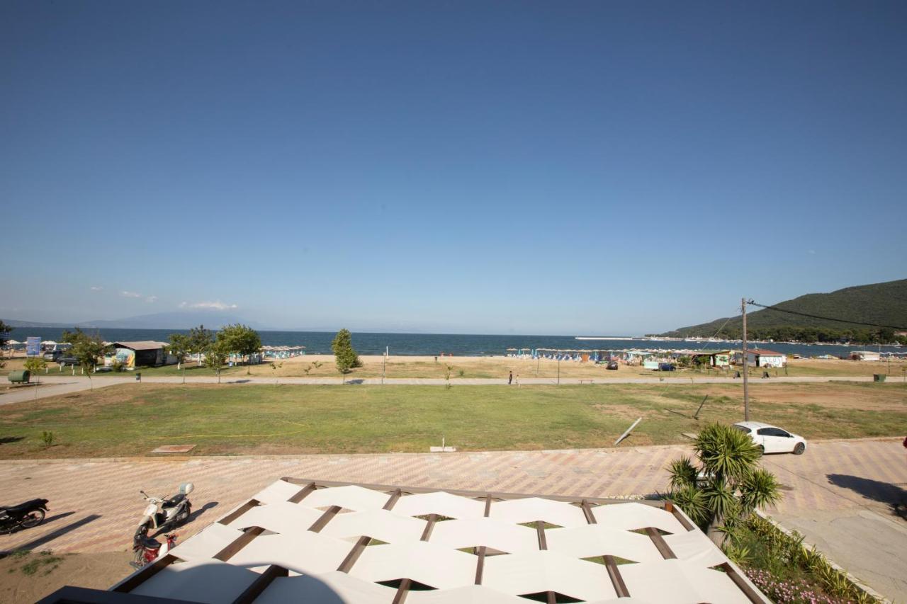 Allonda Seafront Experience Stavros  Bagian luar foto